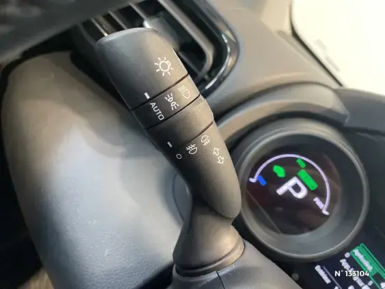 TOYOTA YARIS IV - voiture d'occasion - Photo 34