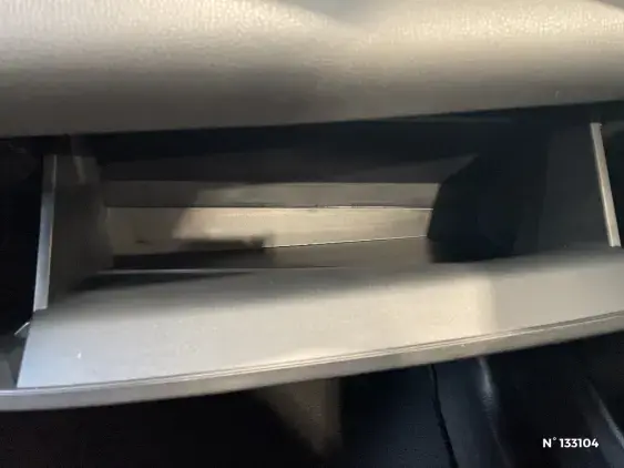 TOYOTA YARIS IV - voiture d'occasion - Photo 42