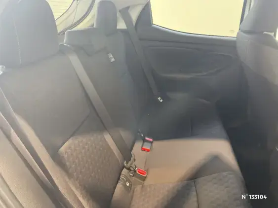 TOYOTA YARIS IV - voiture d'occasion - Photo 11