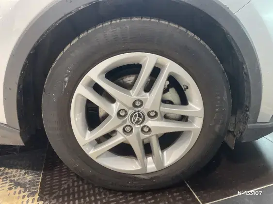 TOYOTA C-HR - voiture d'occasion - Photo 8