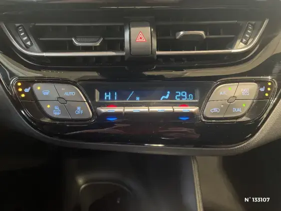 TOYOTA C-HR - voiture d'occasion - Photo 31