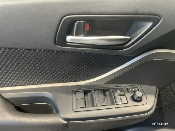 TOYOTA C-HR - voiture d'occasion - Photo 36