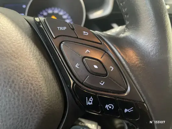 TOYOTA C-HR - voiture d'occasion - Photo 38