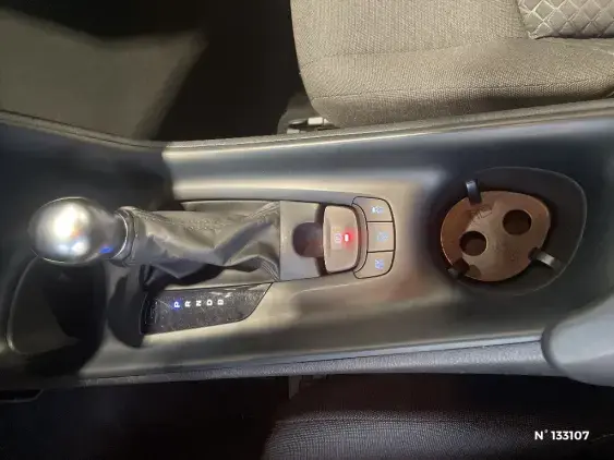 TOYOTA C-HR - voiture d'occasion - Photo 41