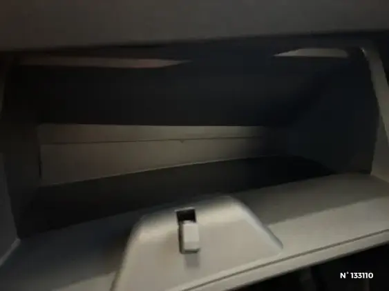 TOYOTA AYGO X - voiture d'occasion - Photo 42