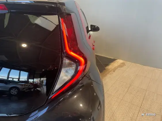 TOYOTA AYGO X - voiture d'occasion - Photo 26