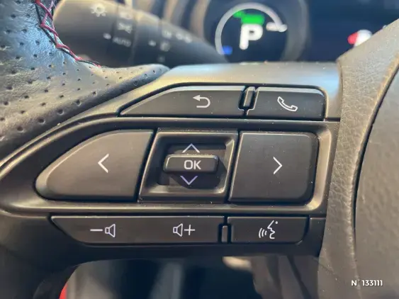 TOYOTA YARIS IV - voiture d'occasion - Photo 32