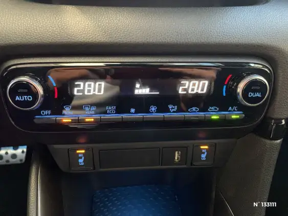 TOYOTA YARIS IV - voiture d'occasion - Photo 36