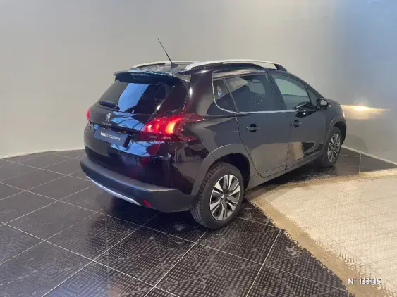 PEUGEOT 2008 - voiture d'occasion - Photo 4