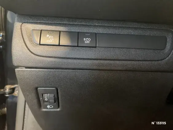 PEUGEOT 2008 - voiture d'occasion - Photo 15