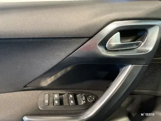 PEUGEOT 2008 - voiture d'occasion - Photo 36