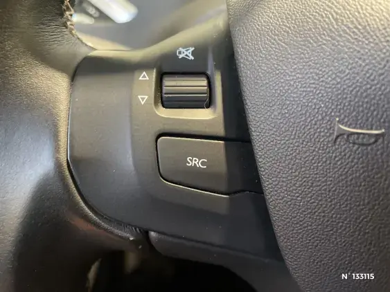 PEUGEOT 2008 - voiture d'occasion - Photo 38