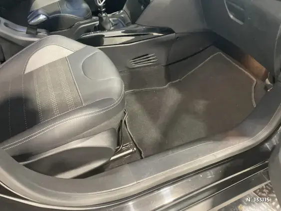 PEUGEOT 2008 - voiture d'occasion - Photo 26