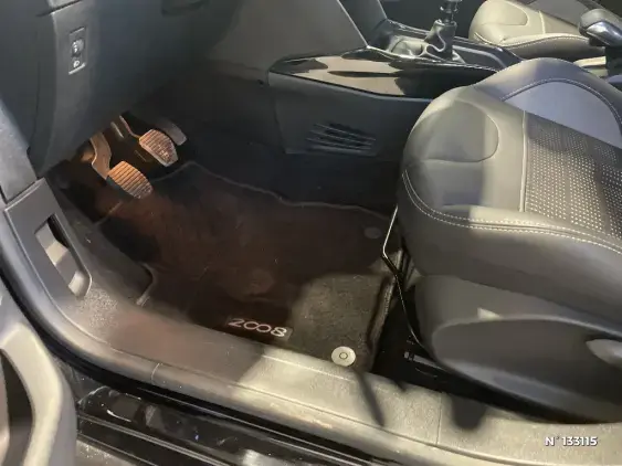 PEUGEOT 2008 - voiture d'occasion - Photo 28