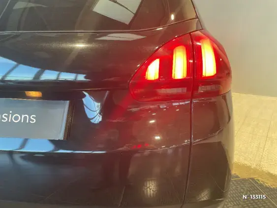 PEUGEOT 2008 - voiture d'occasion - Photo 30