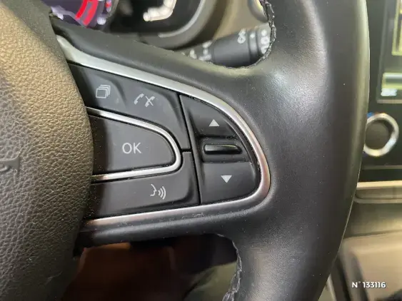 RENAULT SCENIC IV - voiture d'occasion - Photo 39