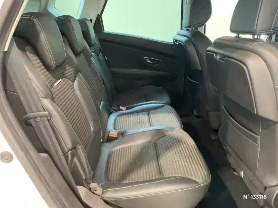 RENAULT SCENIC IV - voiture d'occasion - Photo 11