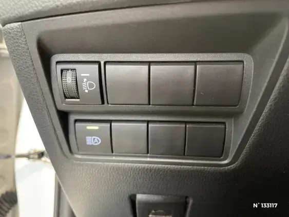 TOYOTA YARIS IV - voiture d'occasion - Photo 15