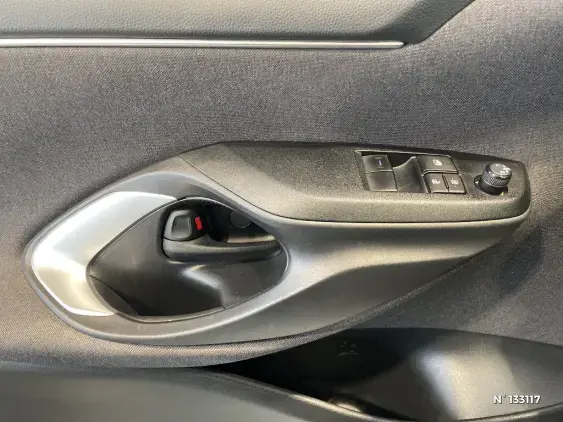 TOYOTA YARIS IV - voiture d'occasion - Photo 36