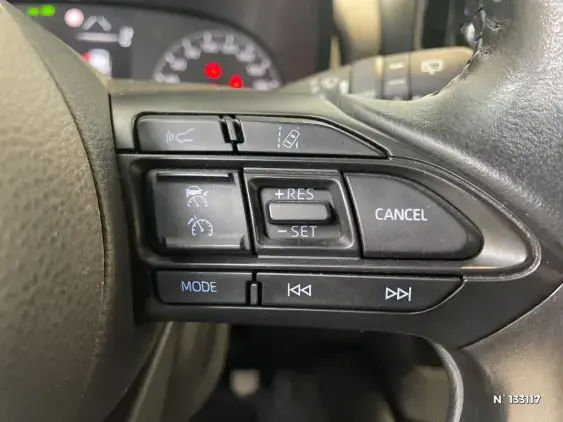 TOYOTA YARIS IV - voiture d'occasion - Photo 38