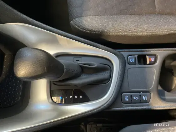 TOYOTA YARIS IV - voiture d'occasion - Photo 37