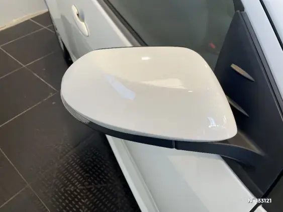 TOYOTA YARIS IV - voiture d'occasion - Photo 44