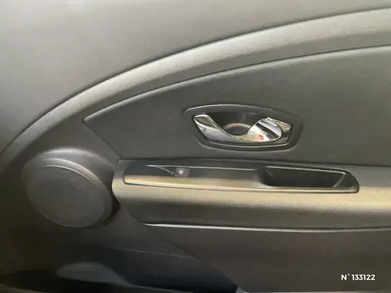 RENAULT MEGANE III - voiture d'occasion - Photo 33