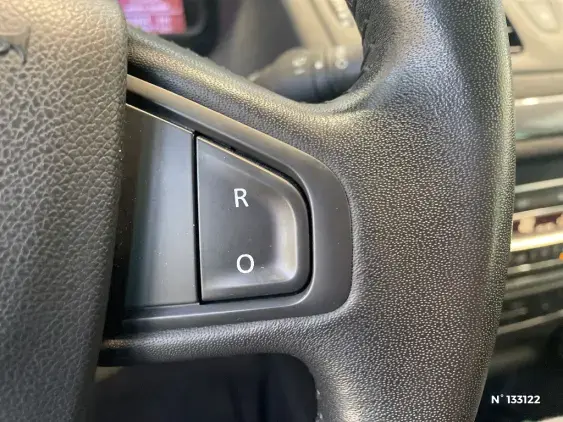 RENAULT MEGANE III - voiture d'occasion - Photo 37