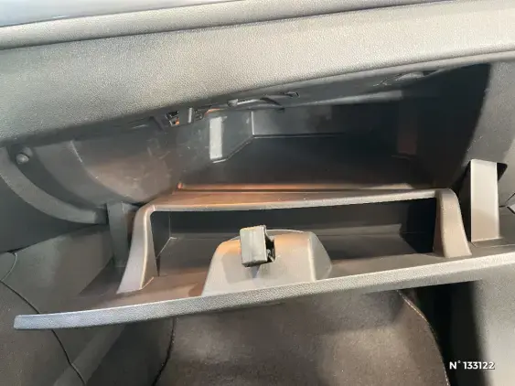 RENAULT MEGANE III - voiture d'occasion - Photo 26