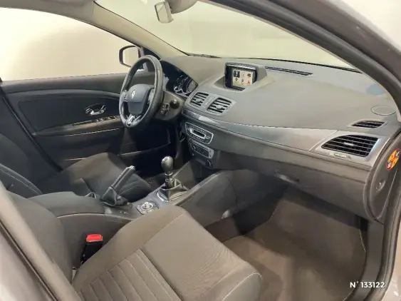 RENAULT MEGANE III - voiture d'occasion - Photo 10