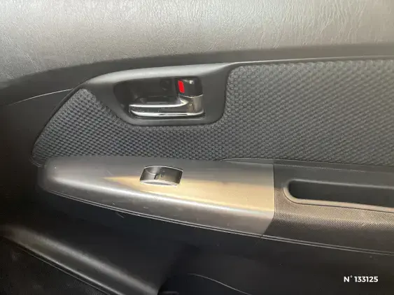 TOYOTA HILUX VII - voiture d'occasion - Photo 34