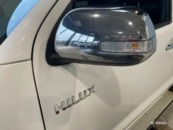 TOYOTA HILUX VII - voiture d'occasion - Photo 41
