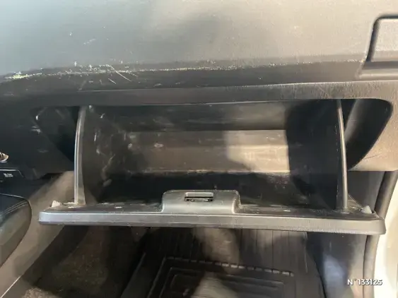 TOYOTA HILUX VII - voiture d'occasion - Photo 27