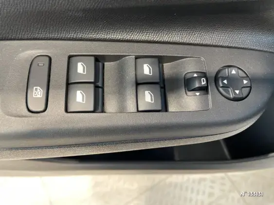 OPEL CORSA F - voiture d'occasion - Photo 31