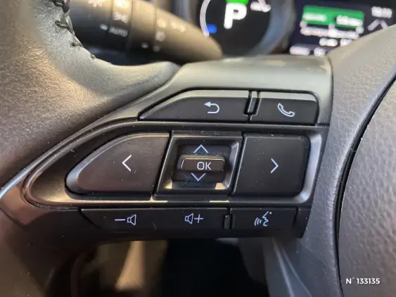 TOYOTA YARIS IV - voiture d'occasion - Photo 37