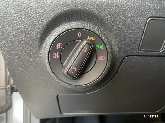 SEAT ARONA - voiture d'occasion - Photo 15