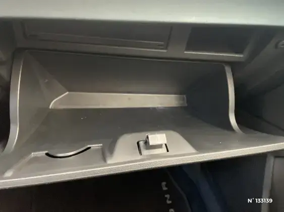 SEAT ARONA - voiture d'occasion - Photo 42