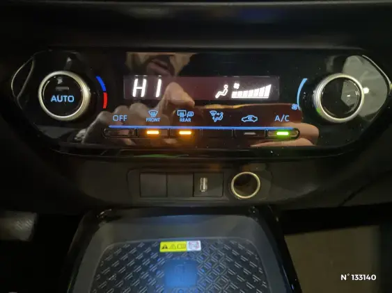 TOYOTA AYGO X - voiture d'occasion - Photo 31