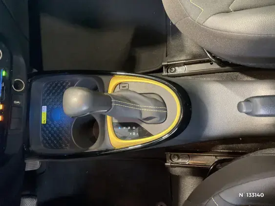 TOYOTA AYGO X - voiture d'occasion - Photo 37