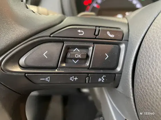 TOYOTA AYGO X - voiture d'occasion - Photo 38