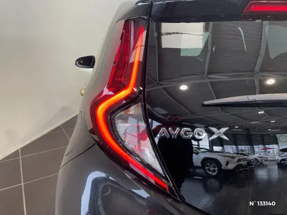 TOYOTA AYGO X - voiture d'occasion - Photo 29