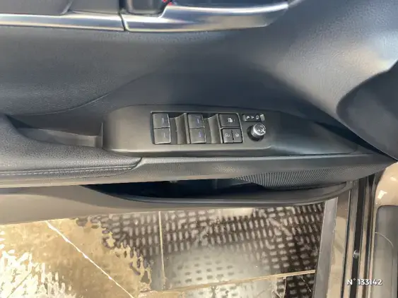 TOYOTA CAMRY II - voiture d'occasion - Photo 31