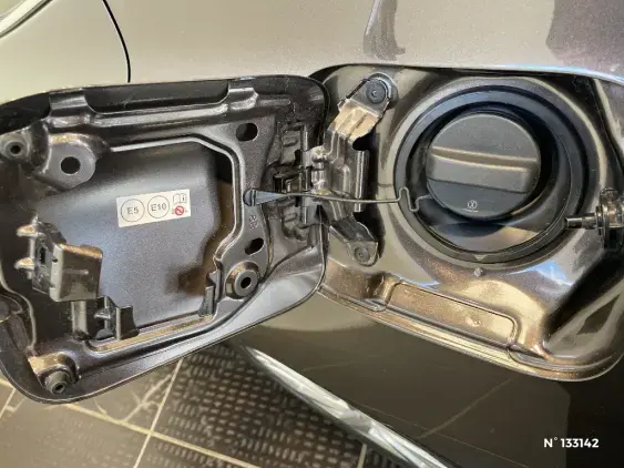 TOYOTA CAMRY II - voiture d'occasion - Photo 30