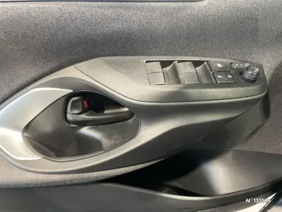 TOYOTA YARIS CROSS I - voiture d'occasion - Photo 36