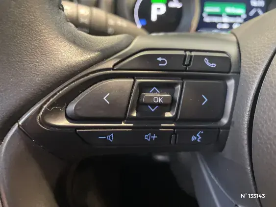 TOYOTA YARIS CROSS I - voiture d'occasion - Photo 37