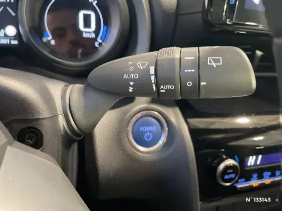 TOYOTA YARIS CROSS I - voiture d'occasion - Photo 39