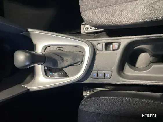 TOYOTA YARIS CROSS I - voiture d'occasion - Photo 41