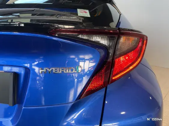 TOYOTA C-HR - voiture d'occasion - Photo 30