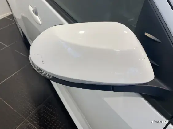 TOYOTA YARIS IV - voiture d'occasion - Photo 44