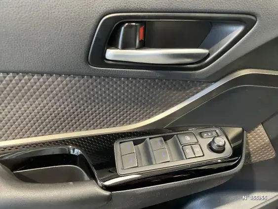 TOYOTA C-HR - voiture d'occasion - Photo 36